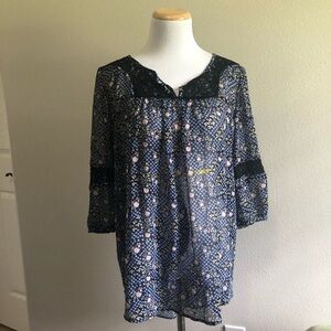 Mossimo long sleeve floral blouse​
